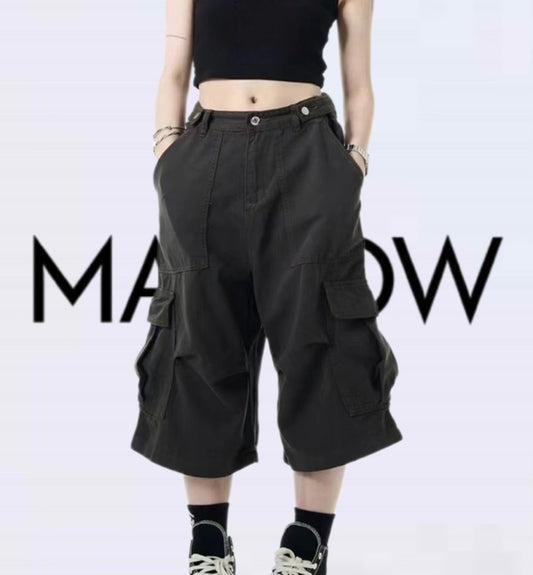 Wide Cargo Shorts